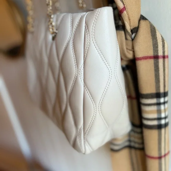 🚨3 for $15 Nine West Aurelie Carryall Handbag Quilted Design Cream Cement Color - Picture 6 of 16